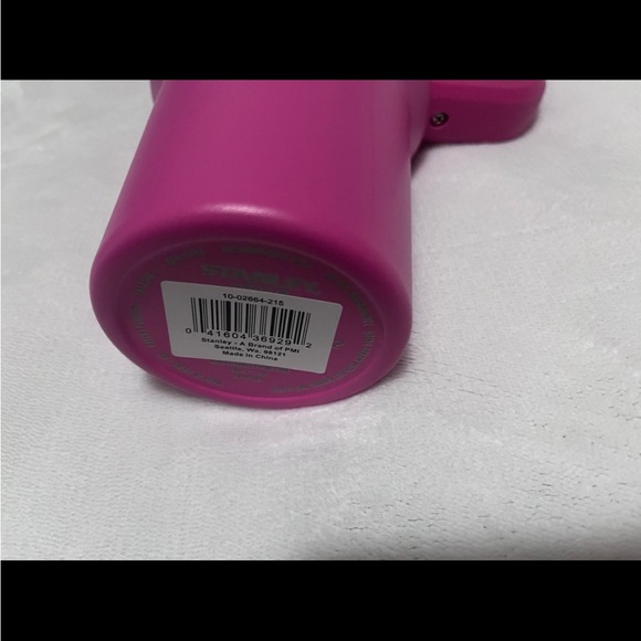 Stanley Quencher - Picture 3 of 6